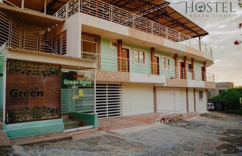 Hostel Green Light Таганга Экстерьер фото