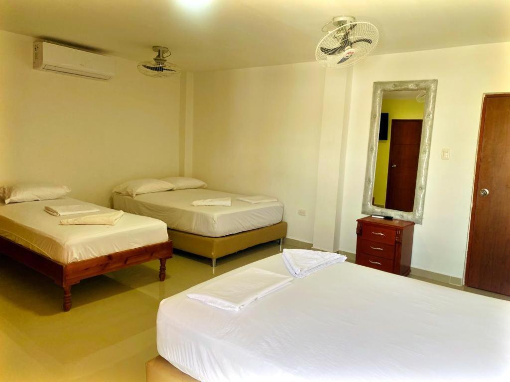 Hostel Green Light Таганга Экстерьер фото