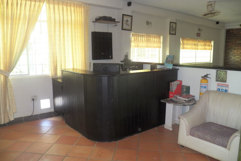 Hostel Green Light Таганга Экстерьер фото