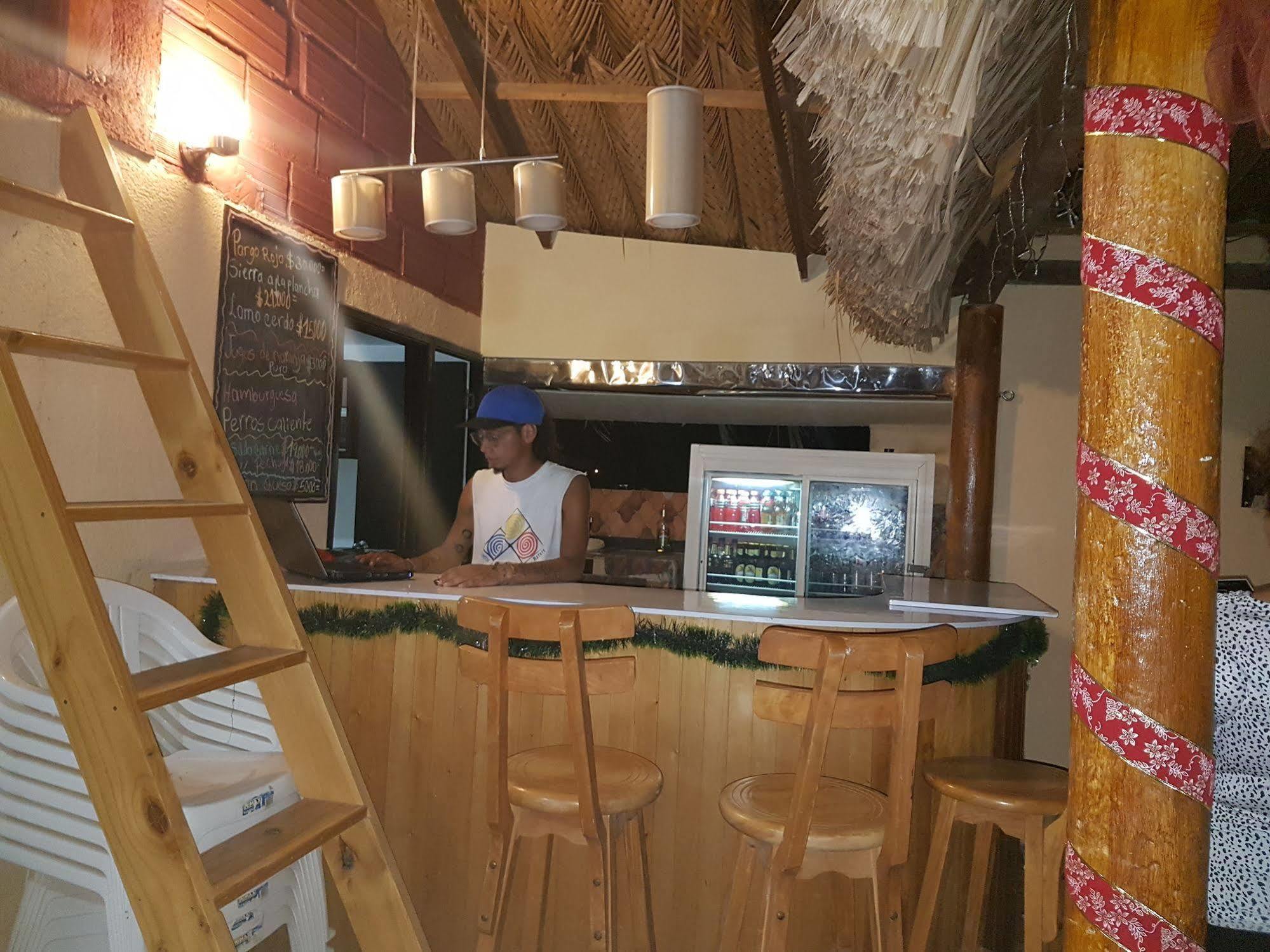 Hostel Green Light Таганга Экстерьер фото