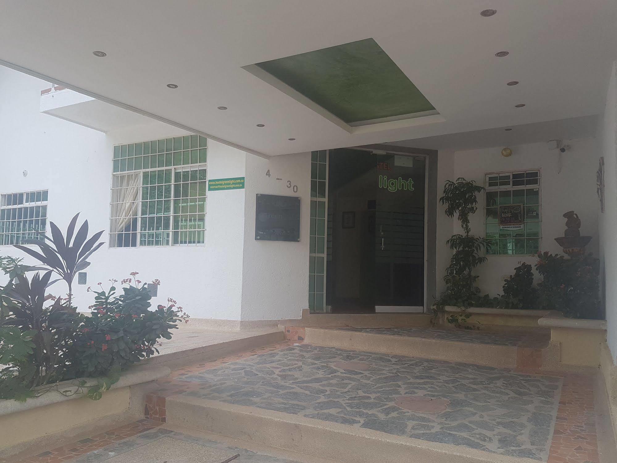 Hostel Green Light Таганга Экстерьер фото